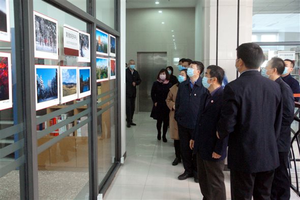 20201112书画摄影展3.jpg