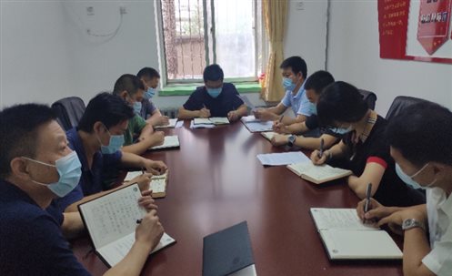 C:\Documents and Settings\Administrator\桌面\1621bf1a0c5dc3583ede6cc5a54b37e.jpg