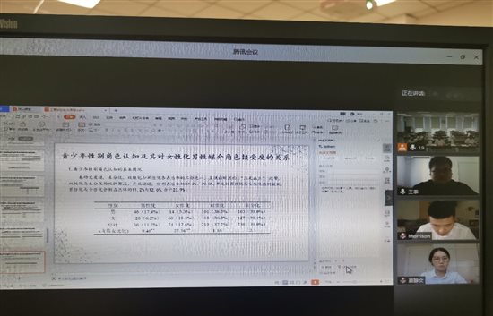 e33d1cd105443dd489bb6e949a105b9